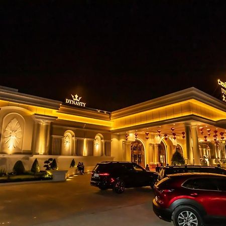 Dynasty Casino Hotel Bavet Extérieur photo
