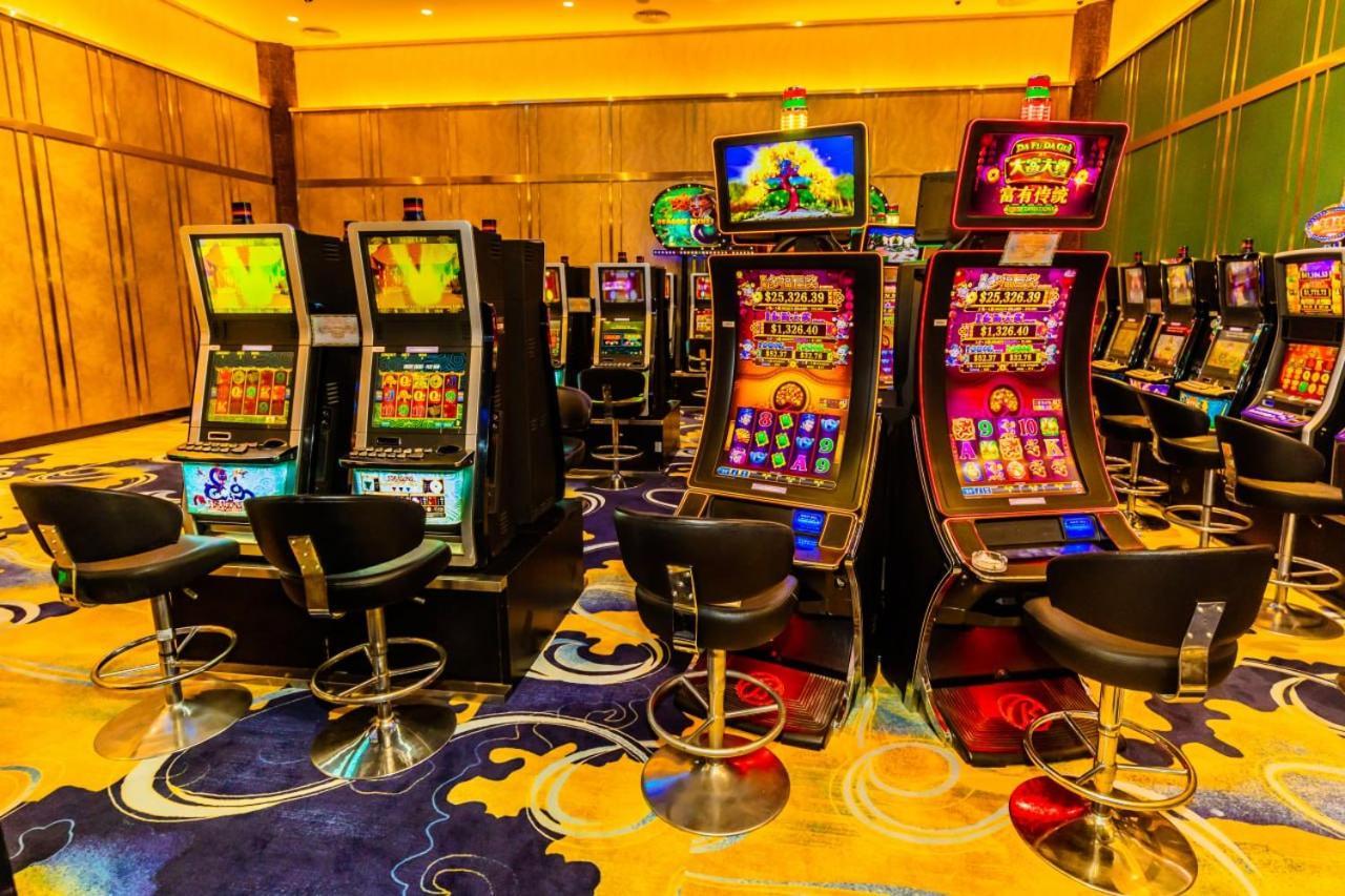Dynasty Casino Hotel Bavet Extérieur photo