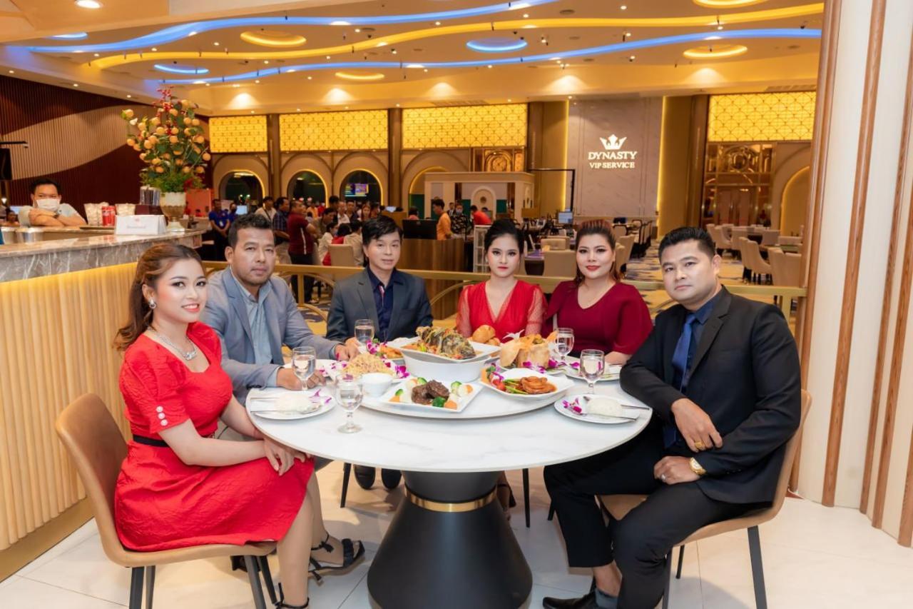 Dynasty Casino Hotel Bavet Extérieur photo