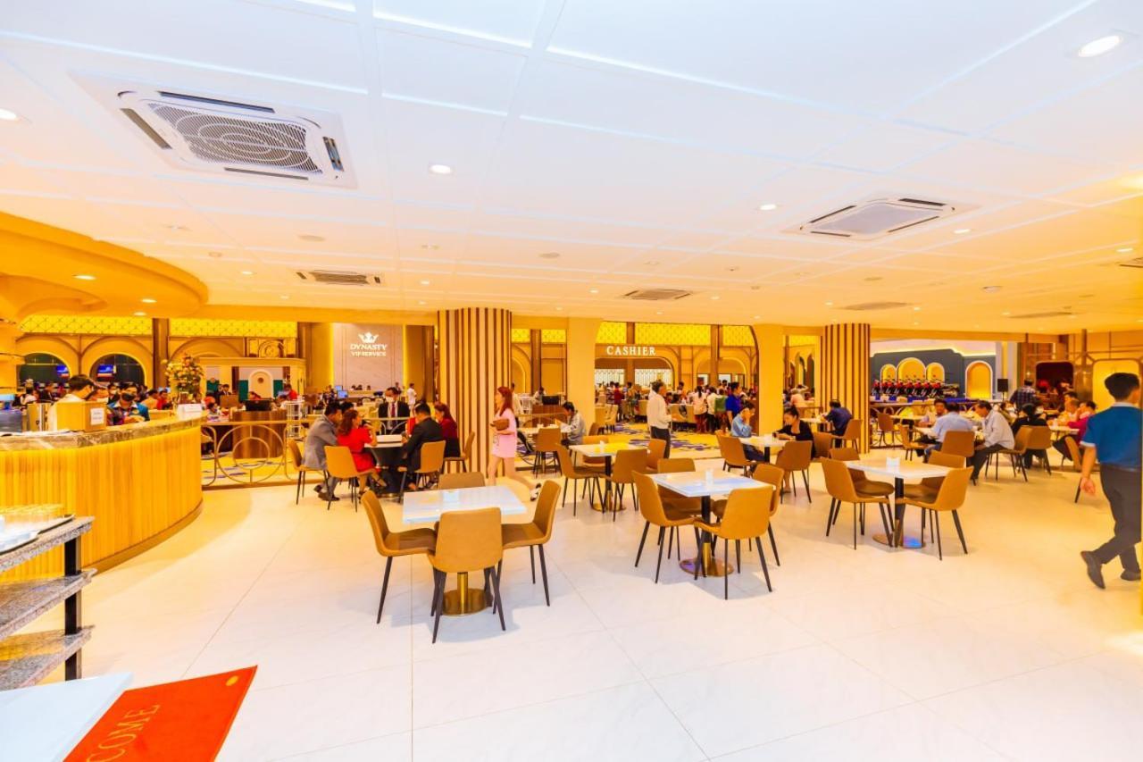 Dynasty Casino Hotel Bavet Extérieur photo