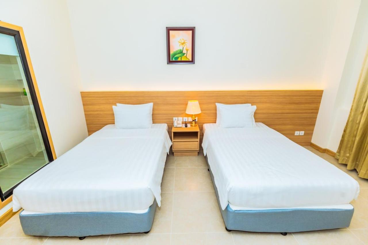 Dynasty Casino Hotel Bavet Extérieur photo