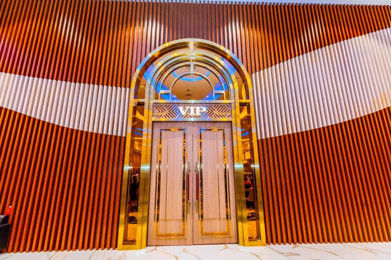 Dynasty Casino Hotel Bavet Extérieur photo