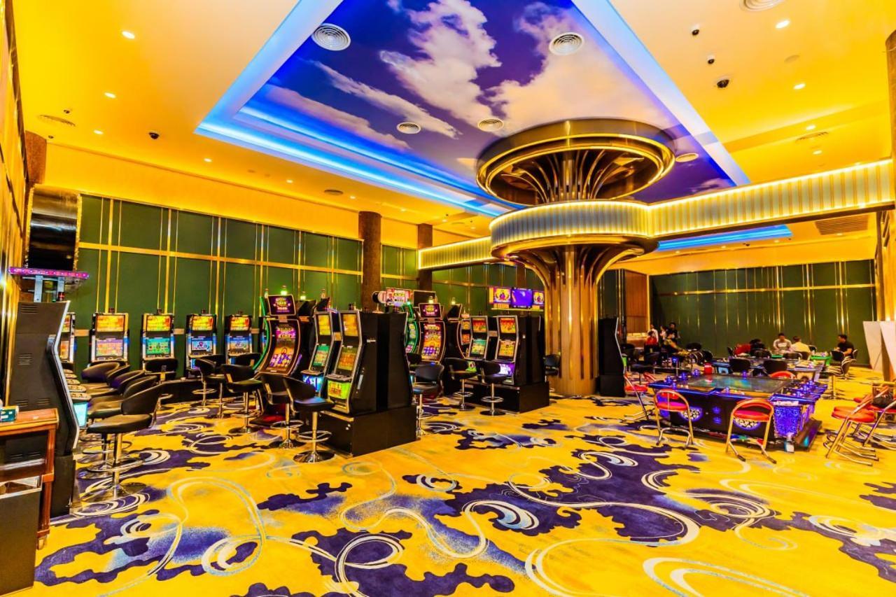 Dynasty Casino Hotel Bavet Extérieur photo
