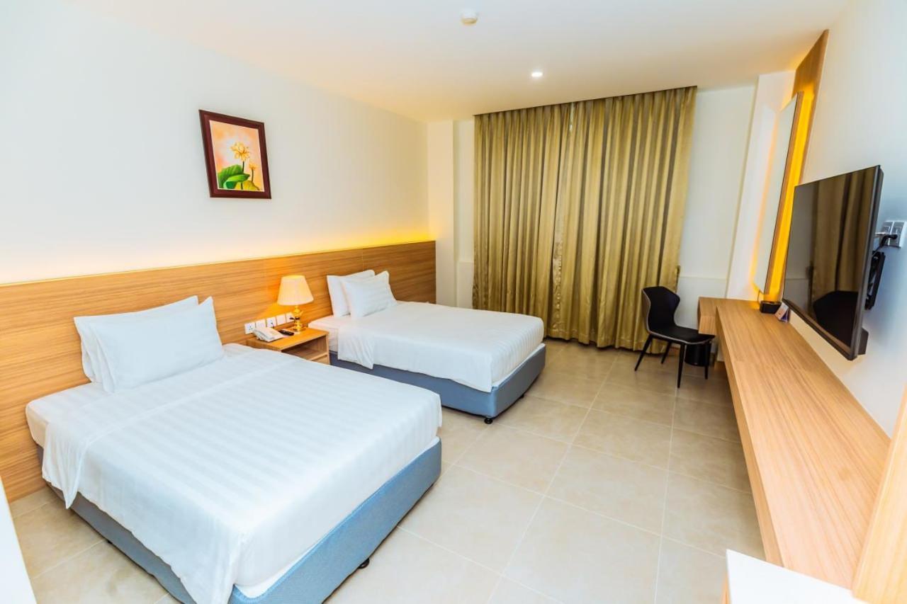 Dynasty Casino Hotel Bavet Extérieur photo